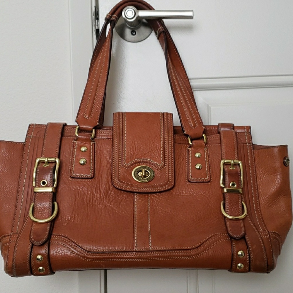 Original Authentic Coach Leather Purse